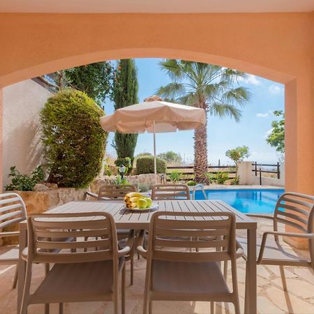 Resitour - Perneri Four Bedroom Villa Πάφος Εξωτερικό φωτογραφία