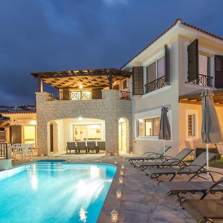 Resitour - Perneri Four Bedroom Villa Πάφος Εξωτερικό φωτογραφία