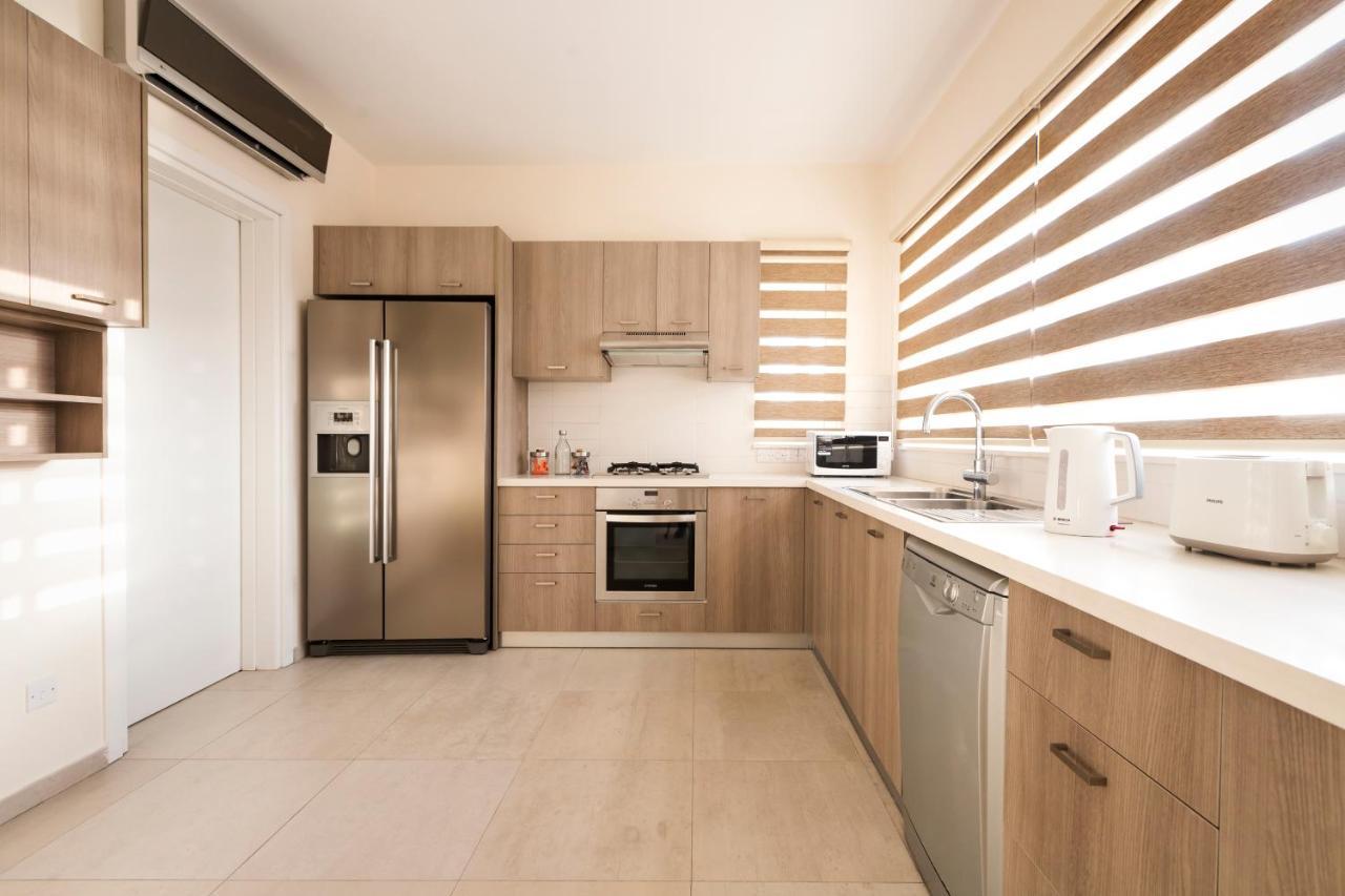 Resitour - Perneri Four Bedroom Villa Πάφος Εξωτερικό φωτογραφία
